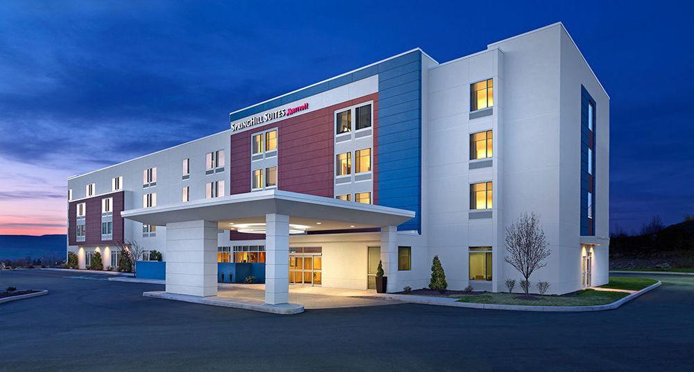 Springhill Suites By Marriott Wisconsin Dells Exterior photo